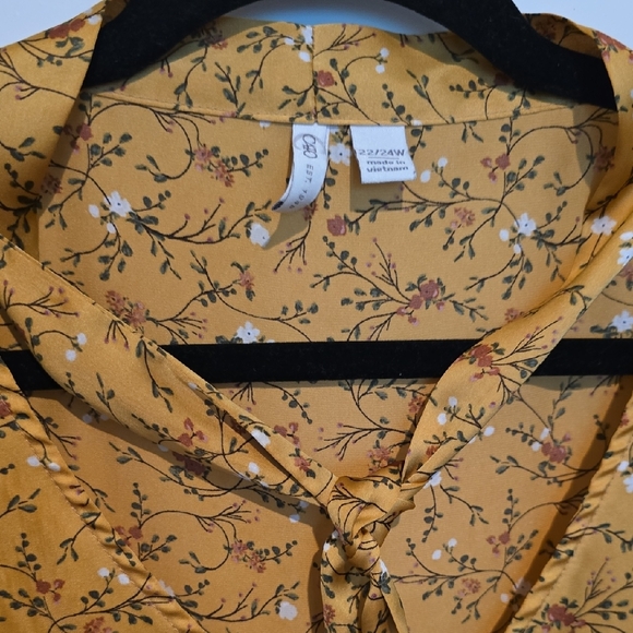 Cato Yellow Floral Blouse - Picture 2 of 5